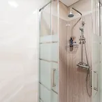 Guestready - Jupiter's Moon