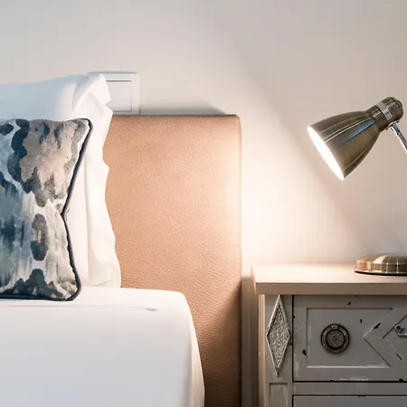 Guestready - Jupiter's Moon *