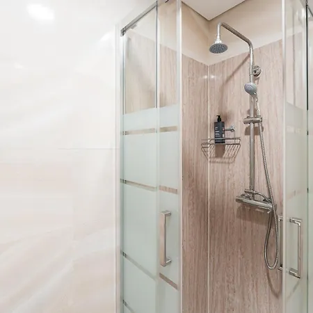 Guestready - Jupiter's Moon