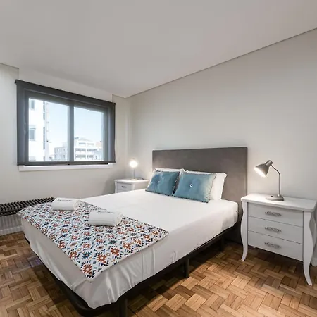 Guestready - Jupiter's Moon Porto